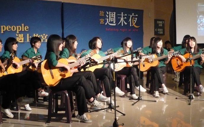(2011/07/02)【六弦上的交響樂】北一女吉他社