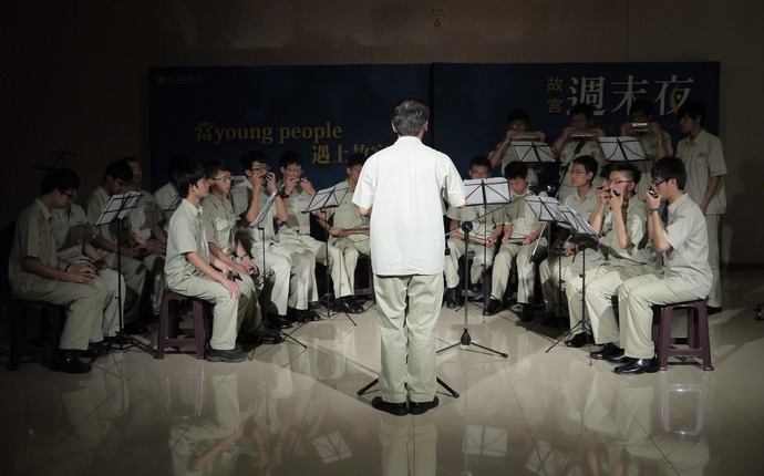 (2012/04/07)【回顧那件琴事】台北市立建國高級中學口琴社