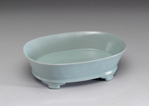 Narcissus basin in bluish-green glaze Ru ware