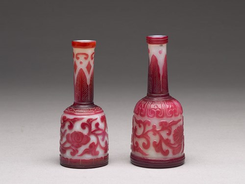 Red overlay glass flower vase