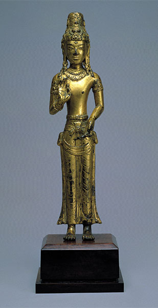 Gilt bronze Avalokitesvara Bodhisattva