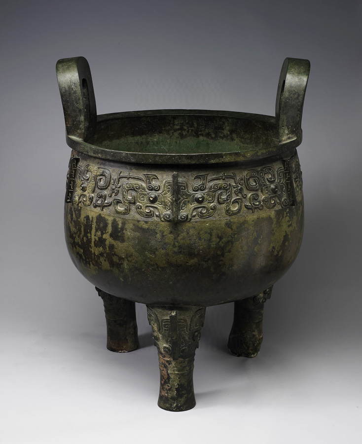 Ding cauldron to Ji from his grandson Late Shang Dynasty
