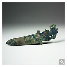 Ge dagger with bird pattern Late Shang Dynasty (New window)
