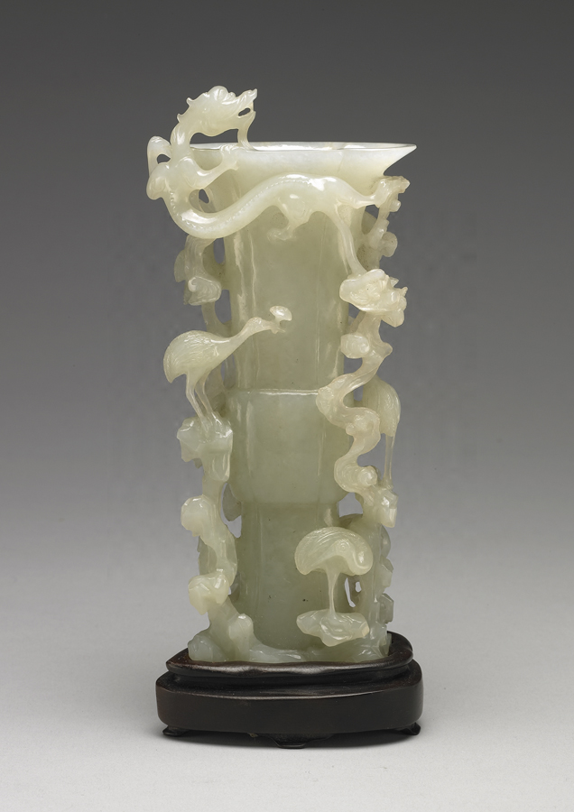 Jade Gu-shaped Vase with dragon-in-the-cloud and divine-crane motif
